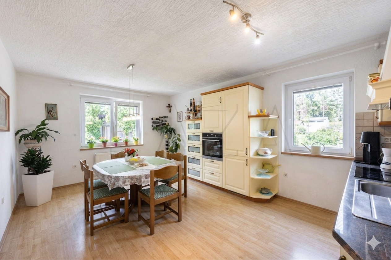 Sunny Side Apartments — Kitchen