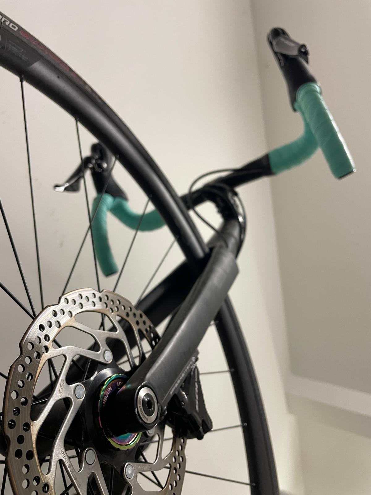 Radon R1 road bike rental in Bovec - Alu frame with Shimano 105 groupset