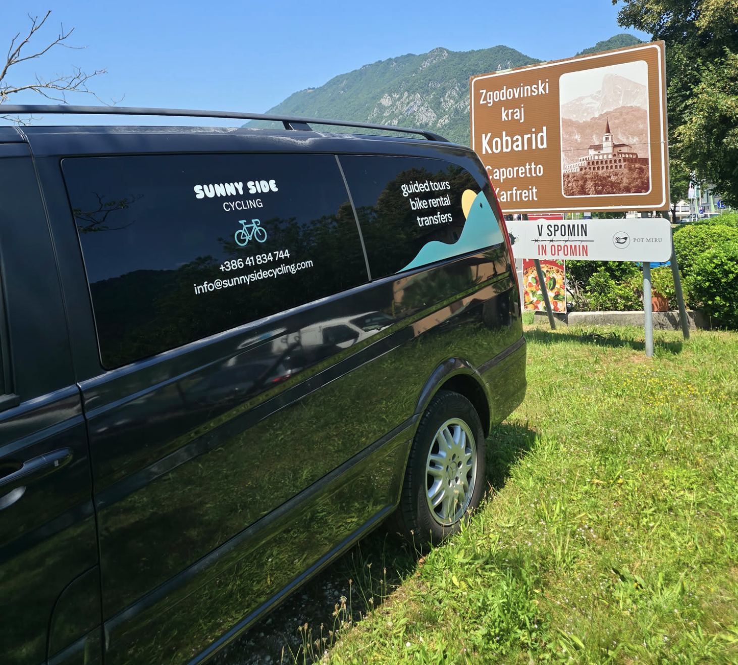 Mercedes Viano Transfer-Van von Sunny Side Cycling in Bovec, Soča-Tal
